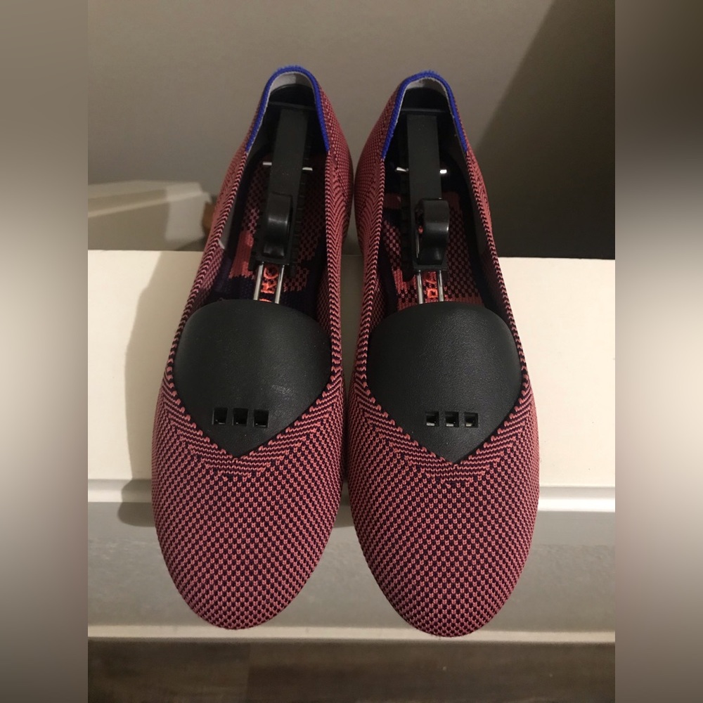 SOLD! Rothy’s Rose Double Stitch Flats, size 9. Excellent condition!